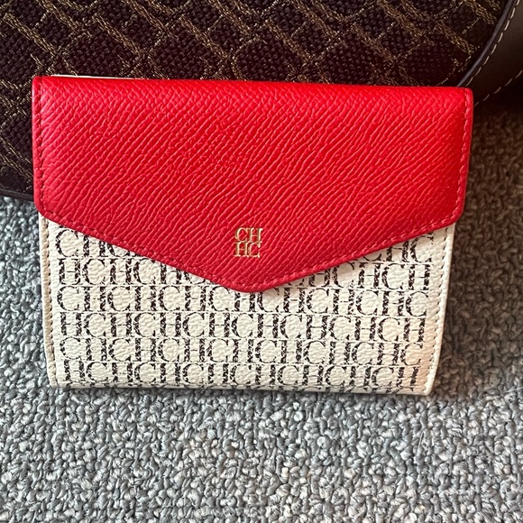 Carolina Herrera Traveler/ Japanese Envelope Wallet - Picture 1 of 14